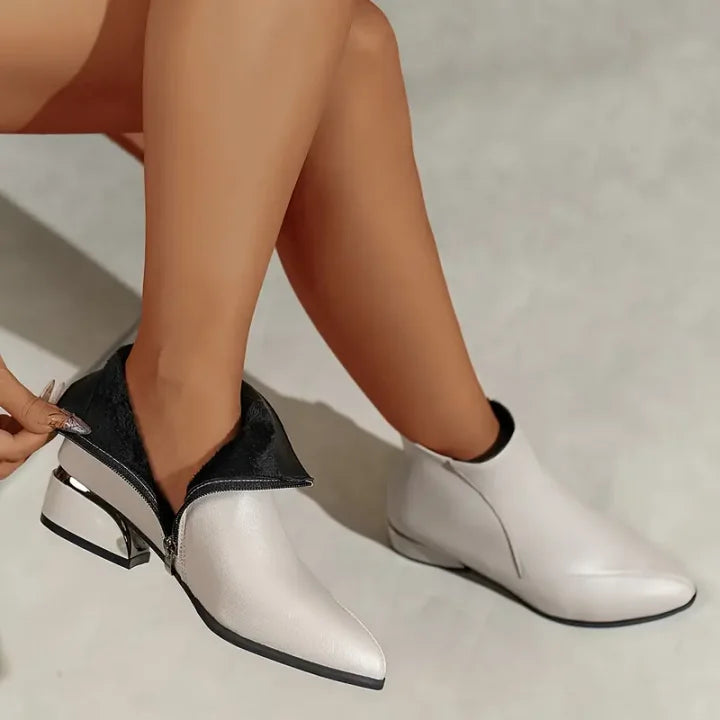Botas de mujer de piel con cremallera lateral