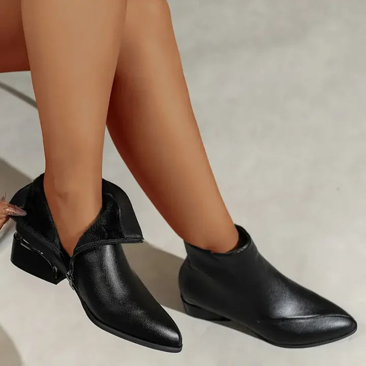 Botas de mujer de piel con cremallera lateral