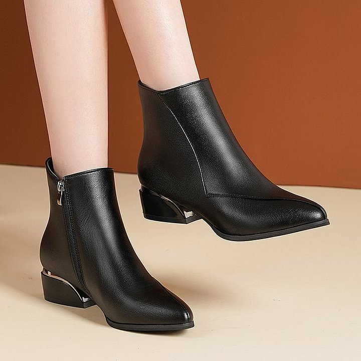 Botas de mujer de piel con cremallera lateral