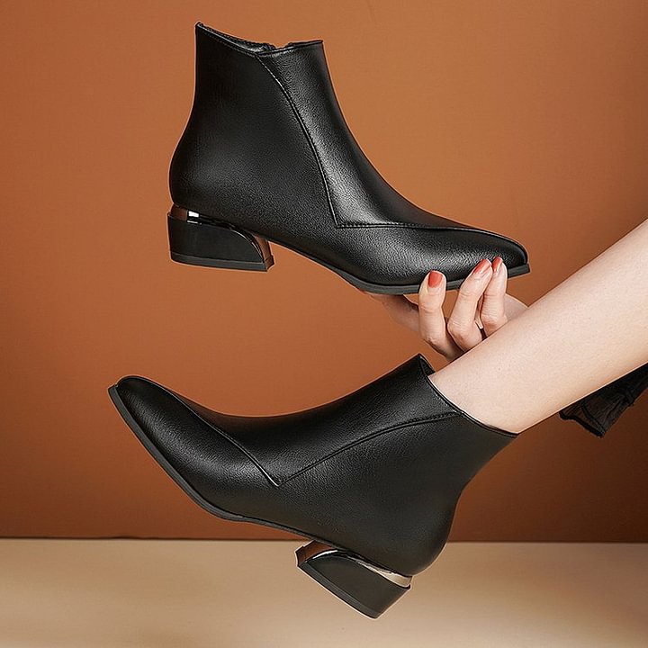 Botas de mujer de piel con cremallera lateral